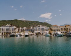 Hotel Regent Porto Montenegro (Tivat, Crna Gora)