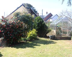 Toàn bộ căn nhà/căn hộ Beautiful C17th Thatched Cottage: Wifi, Woodburner, Enclosed Garden & Parking (Williton, Vương quốc Anh)