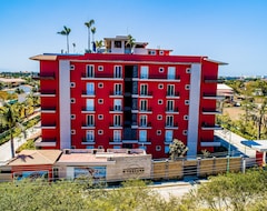 Toàn bộ căn nhà/căn hộ Mountain-view Apartment With Balcony, Rooftop Pool, Gym, & Ping-pong (Nuevo Vallarta, Mexico)