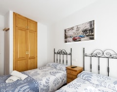 Toàn bộ căn nhà/căn hộ Carrebaix Iii - Apartment With Great Views And Free Wifi. (Tormos, Tây Ban Nha)
