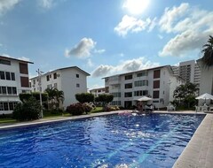 Hotel Condo Marina By Trvl2hm (Puerto Vallarta, Meksiko)