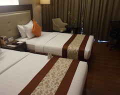 Ace Hotel & Suites (Pasig, Filipini)