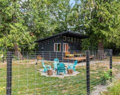 Casa/apartamento entero Relaxing, Magical Forest Tiny Home - Fully Fenced (Yelm, EE. UU.)