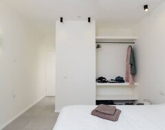 Tüm Ev/Apart Daire Stylish & Spacious 3 Bedroom Apartment By The Sea (Netanya, İsrail)
