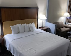 Otel Econo Lodge Inn & Suites (Lafayette, ABD)
