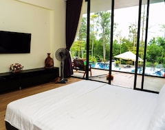 Hotel Hilltop Villa in Flamingo Dai Lai Resort (Hanoi, Vietnam)