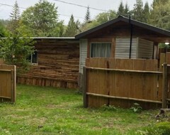 Casa/apartamento entero Shabby-chic Rustic-industrial Shipping Container Fully Equiped Tiny Home (Powell River, Canadá)