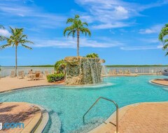 Khách sạn Tropical Paradise (Fort Myers Beach, Hoa Kỳ)