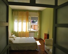 Hele huset/lejligheden In The Historical Center: Bright Penthouse With Large Furnished Terrace. (Ravenna, Italien)