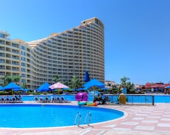 Khách sạn Porto Sokhna Beach Resort (Ain El Sokhna, Ai Cập)