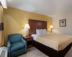 Khách sạn Quality Inn & Suites (Greensboro, Hoa Kỳ)