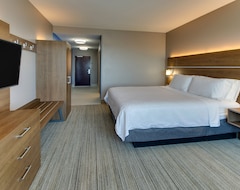 Holiday Inn Express Hotel & Suites Columbus-Fort Benning, An Ihg Hotel (Columbus, USA)