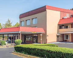 Khách sạn Econo Lodge (West Haven, Hoa Kỳ)