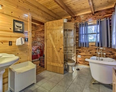 Toàn bộ căn nhà/căn hộ New-cabin W/30 Acres & Private Lake - Near Ozarks (Macks Creek, Hoa Kỳ)