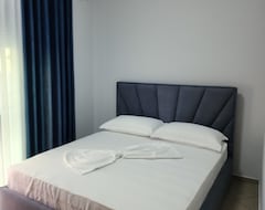 Hotel Koa (Dıraç, Arnavutluk)