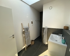Toàn bộ căn nhà/căn hộ Apartment For 1 - 4 People, Including Bathroom And Kitchen (Weil, Đức)
