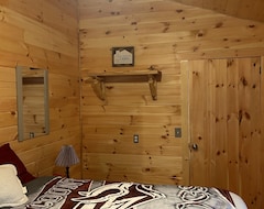 Entire House / Apartment Cozy Mountain Log Cabin On Braaap Mountain , Atvs Welcome , Pet Friendly. (Jackson, USA)