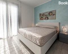 Cijela kuća/apartman H11 [luxury 12b] Porto - Piscina - Jacuzzi (Santo Stefano al Mare, Italija)