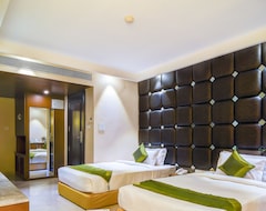 Khách sạn Capital O 14448 Hotel Sapphire Star (Indore, Ấn Độ)