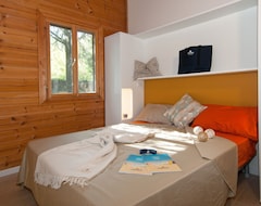 Khách sạn Adriano Family Camping Village (Punta Marina Terme, Ý)