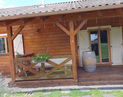 Toàn bộ căn nhà/căn hộ Well-being And Rest In The Countryside In A Wooden House (Grun-Bordas, Pháp)