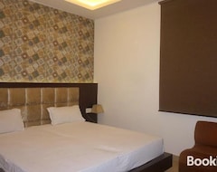 Olivia Hotel (Meerut, Indija)