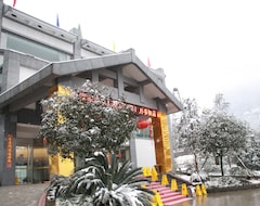 Emeishan Huasheng Spa Hotel (Emeishan, China)