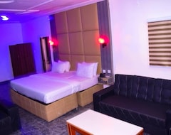 Entire House / Apartment Dallas Grand Beach Hotel & Resort (Sapele, Nigeria)