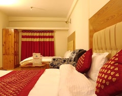 Hotel Ambika Bliss Manali (Manali, Indija)
