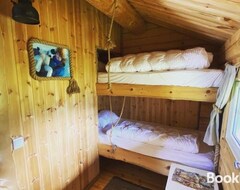 Koko talo/asunto Bardu Huskylodge (Bardu, Norja)