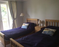 Tüm Ev/Apart Daire 3 Bedroom Bungalow With Large Secure Garden Close To Sandy Beaches (Aberffraw, Birleşik Krallık)