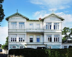 Khách sạn Zum Weißen Rössl (Ahlbeck, Đức)