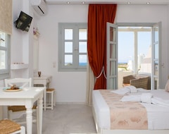 Khách sạn Sun and Moon Villas (Naxos - Chora, Hy Lạp)