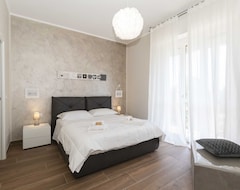 Cijela kuća/apartman Venaria Reale! Garibaldi Modern Flat (Venaria Reale, Italija)