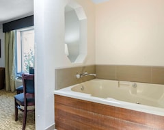 Hotel Comfort Inn & Suites (Ashland, Sjedinjene Američke Države)