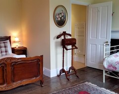 Cijela kuća/apartman Bridge Farmhouse - Eight En Suite Bedrooms (Salisbury Plain, Ujedinjeno Kraljevstvo)