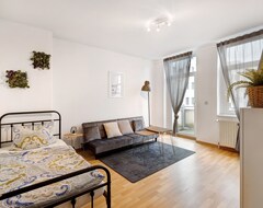 Cijela kuća/apartman Apartment Wohnen Am Wissenschaftshafen With Balcony & Wi-fi (Magdeburg, Njemačka)