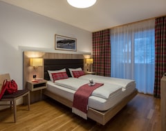 Otel Pradas Resort Brigels (Breil - Brigels, İsviçre)