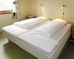 Koko talo/asunto Apartment Mjellhaugen (fjs221) In Vevring - 8 Persons, 4 Bedrooms (Naustdal, Norja)