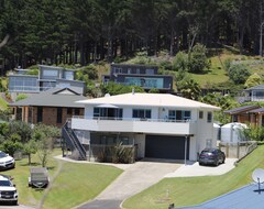 Koko talo/asunto Seascape Opito Bay Holiday Home (Opito Bay, Uusi-Seelanti)
