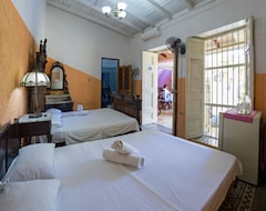 Hotel Casa Colonial Carlos Albalat (Trinidad, Cuba)