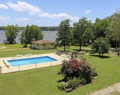 Casa/apartamento entero New! Cozy Cottage On Kentucky Lake W/ Shared Pool! (Buchanan, EE. UU.)