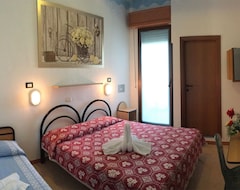 Hotel Edelweiss (Fano, Italy)