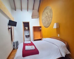 Otel Andenes Del Sol (Cusco, Peru)
