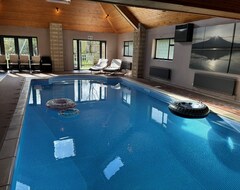 Toàn bộ căn nhà/căn hộ Lovely Somerset Retreat With Private Indoor Heated Pool, Sauna And Hot Tub (Radstock, Vương quốc Anh)