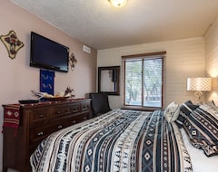 1-bd Condo Near Plaza At Fort Marcy Hotel Suites By All Seasons Resort Lodging (Santa Fe, USA)