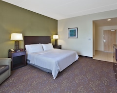 Hotel Holiday Inn Express & Suites Geneva Finger Lakes (Geneva, USA)