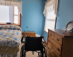 Entire House / Apartment Almost Home - Affordable Handicapped Housing (Glidden, USA)