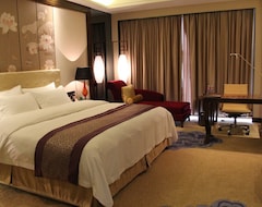 Shaoguan Lechang Huacheng International Hotel (Shaoguan, Çin)