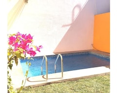 Toàn bộ căn nhà/căn hộ Beautiful Colimense House With Pool (Villa de Alvarez, Mexico)